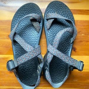 Mens chacos size 11